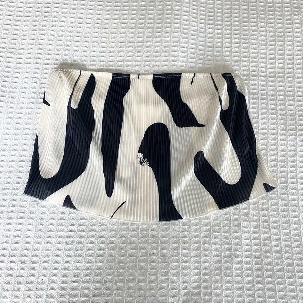SHEIN black and white strapless crop top Large